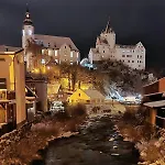 Schoene Dachwohnung Mit 2 Schlafzimmern Im Zentrum Von - Erzgebirge
