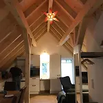 Schoene Dachwohnung Mit 2 Schlafzimmern Im Zentrum Von - Erzgebirge Appartement