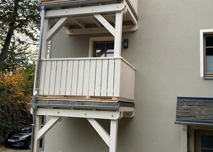 Apartament Schoene Dachwohnung Mit 2 Schlafzimmern Im Zentrum Von - Erzgebirge