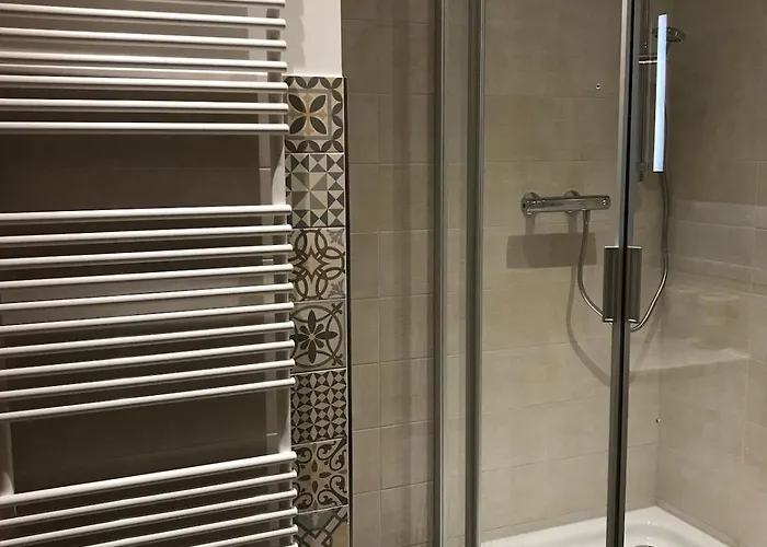 Schoene Dachwohnung Mit 2 Schlafzimmern Im Zentrum Von - Erzgebirge Schwarzenberg (Saxony)